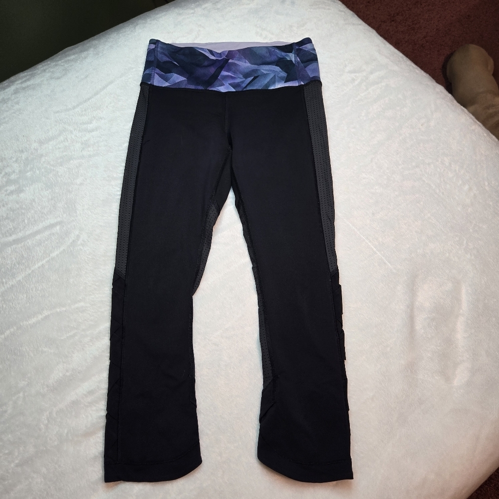 Lululemon High‎ Times Crop Black Mesh Lattice Strappy Yoga Legging size 4
